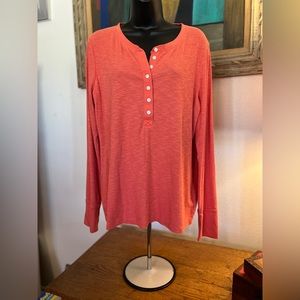 Gap long sleeved T